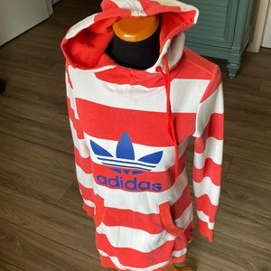 EUC trefoil Adidas dress sweatshirt